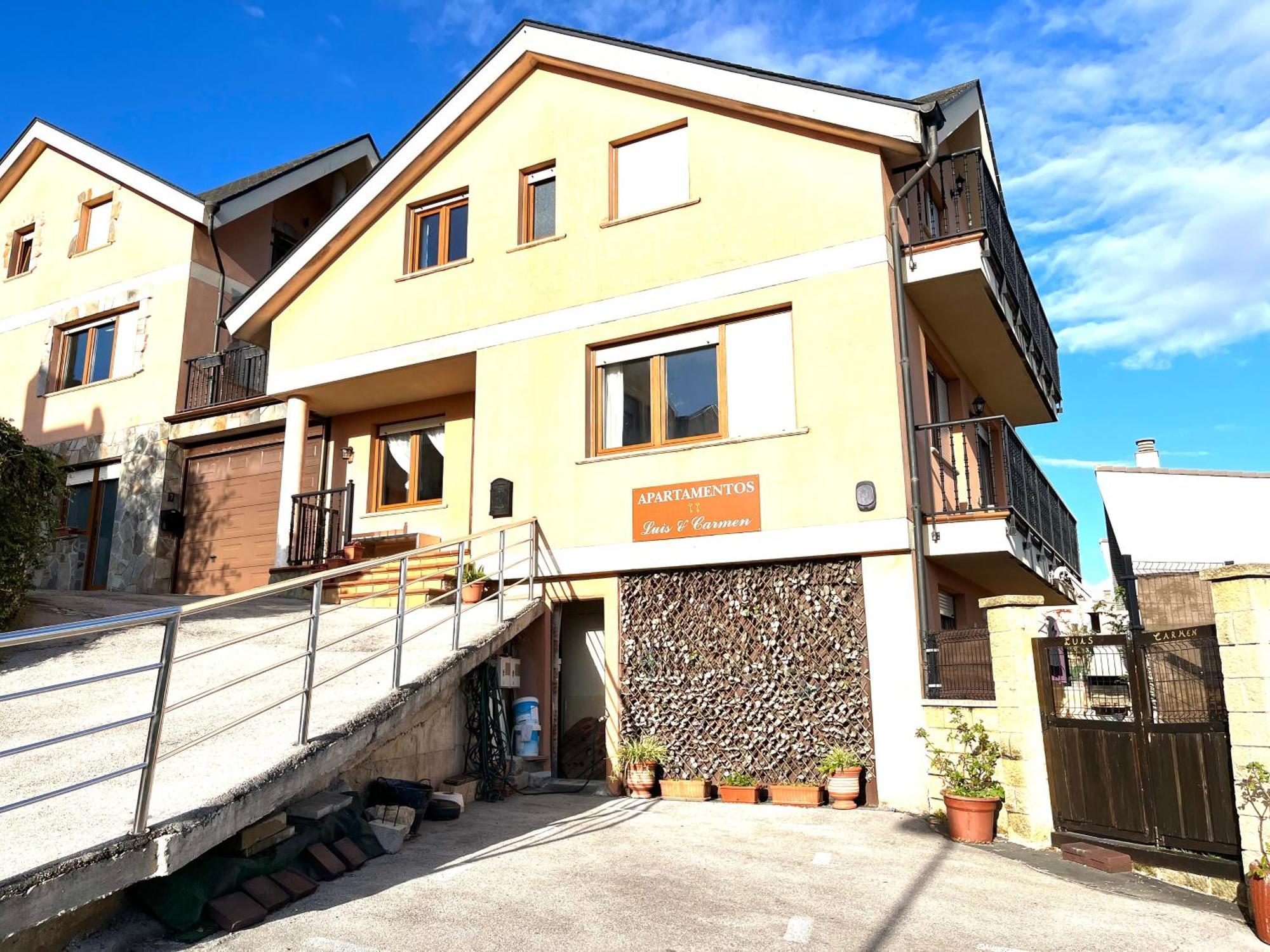 Apartamentos Casa Carmen Суансес Экстерьер фото